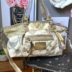 Coach Shimmer Sparkle Poppy